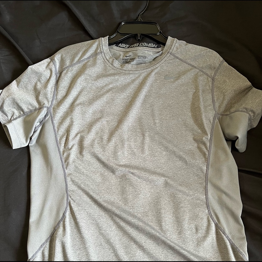 Nike men shirt